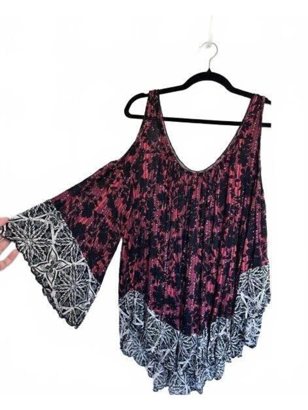 Free People Chloe Cold Shoulder Blouse in Cherry Combo - Boho Floral 3/4 SM
